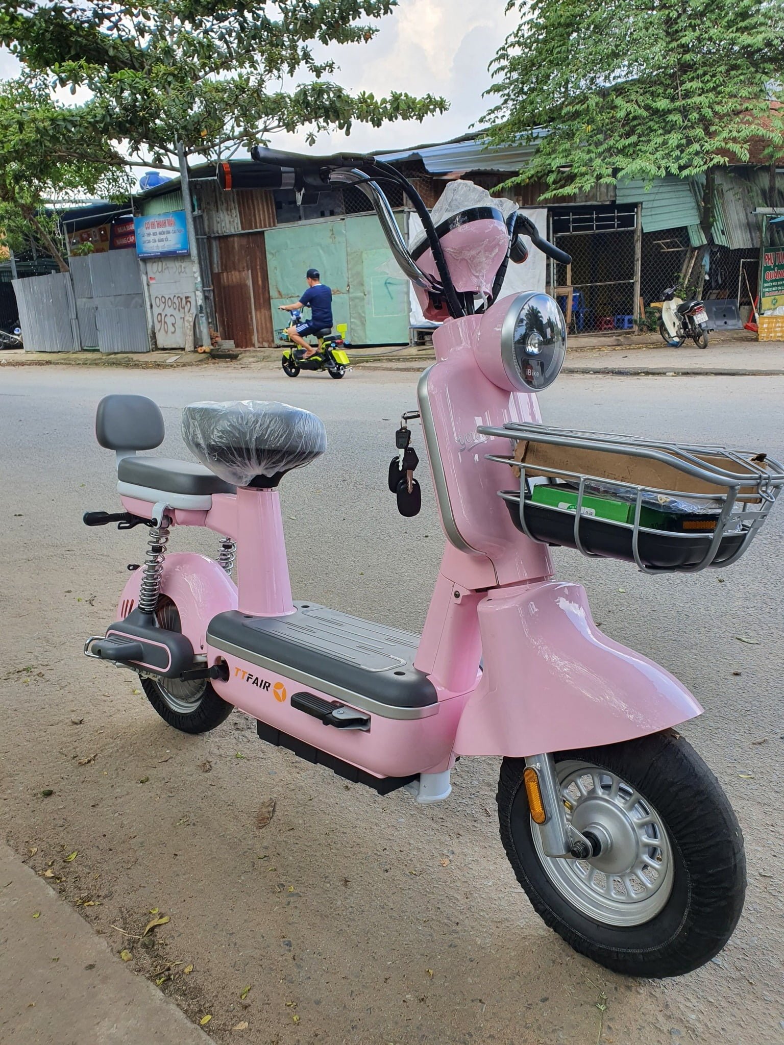 Xe đạp điện YOUNG MIMA TTFAR