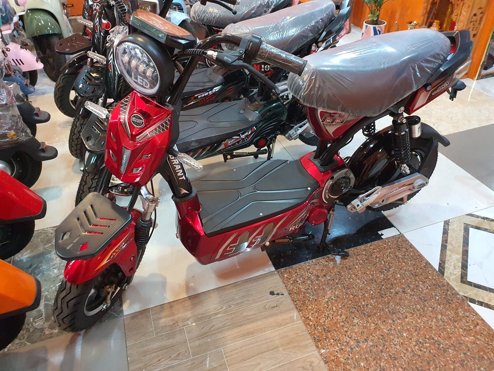 Xe Điện M133 (Bò Lớn) - BÌNH 20A